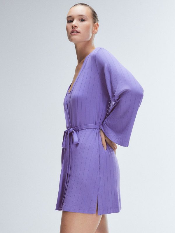 SLEEK-STITCH-SLEEP-SHORT-ROBE-SQ2459093-12419-1-1200x1600-1.jpg