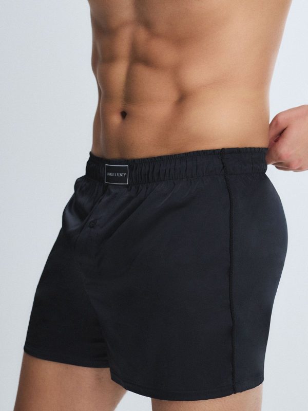 SMOOTH-SUITOR-SATIN-BOXERS-UD2500658-1533-1-1200x1600-1.jpg