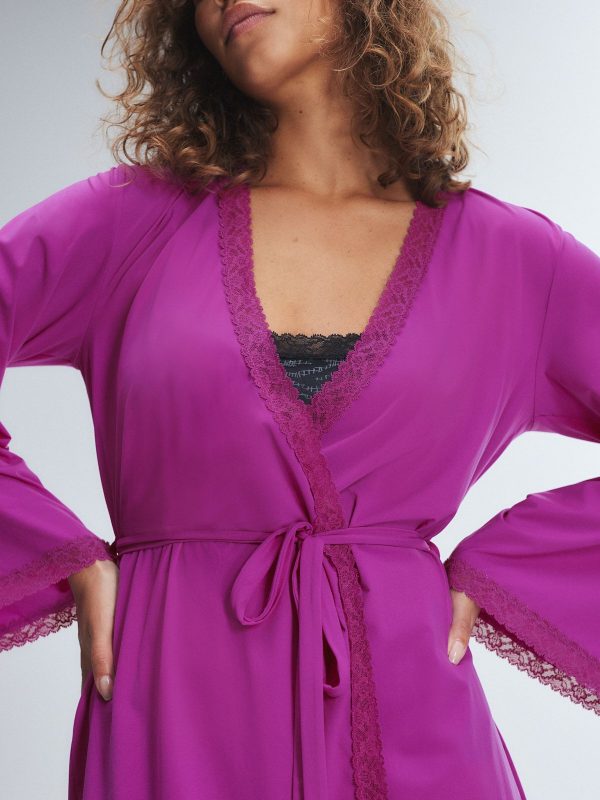 SNUG-HUG-SHORT-ROBE-SQ2459017-6897-4-1200x1600-1.jpg