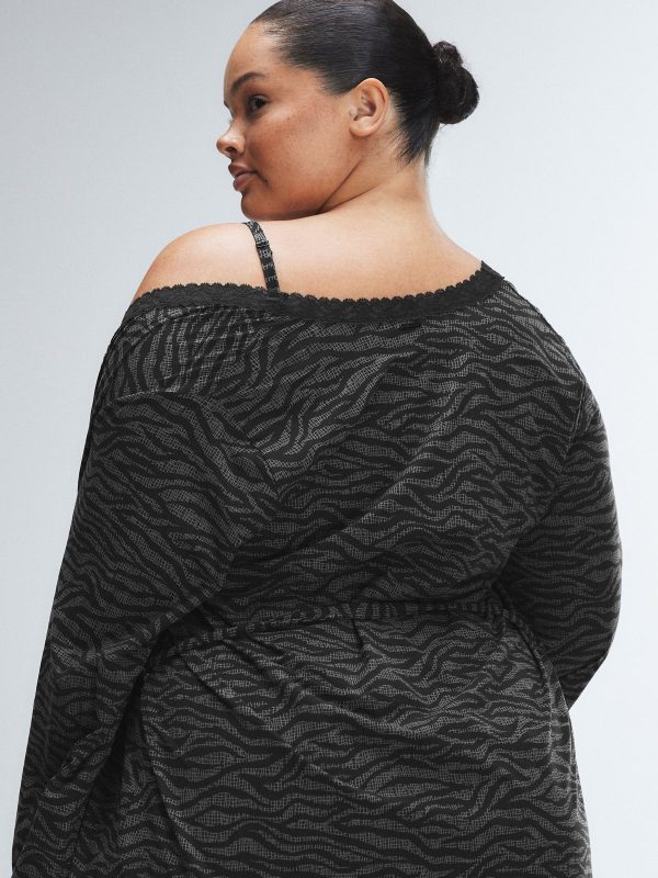 SNUG-HUG-SHORT-ROBE-SQ2459018-12494-2-1200x1600-1.jpg