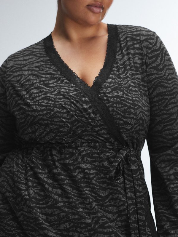 SNUG-HUG-SHORT-ROBE-SQ2459018-12494-4-1200x1600-1.jpg
