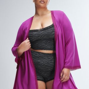 SNUG HUG SHORT ROBE