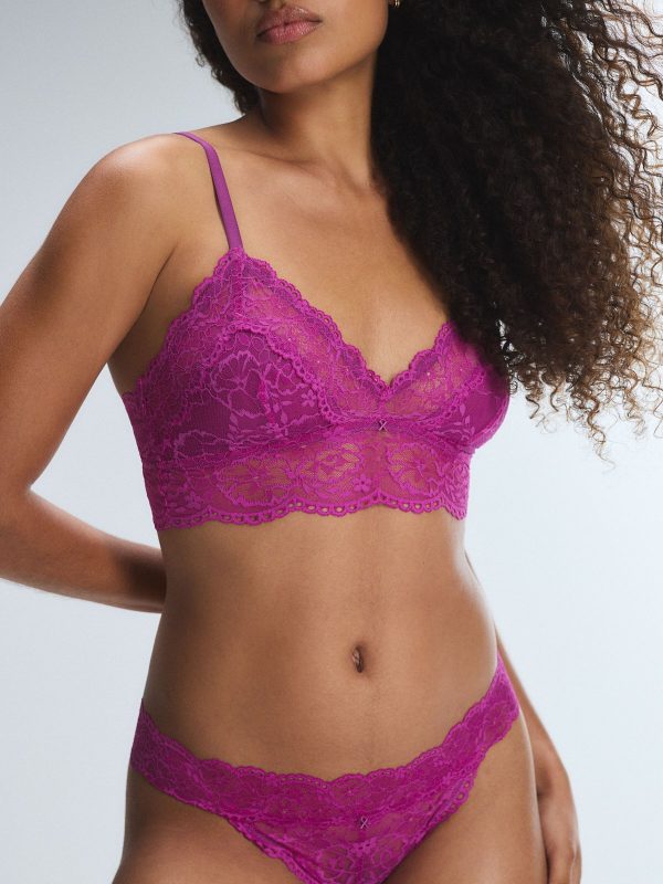 SOFT-N-SAVAGE-LACE-BRALETTE-BB2500541-13350-4-1200x1600-1.jpg