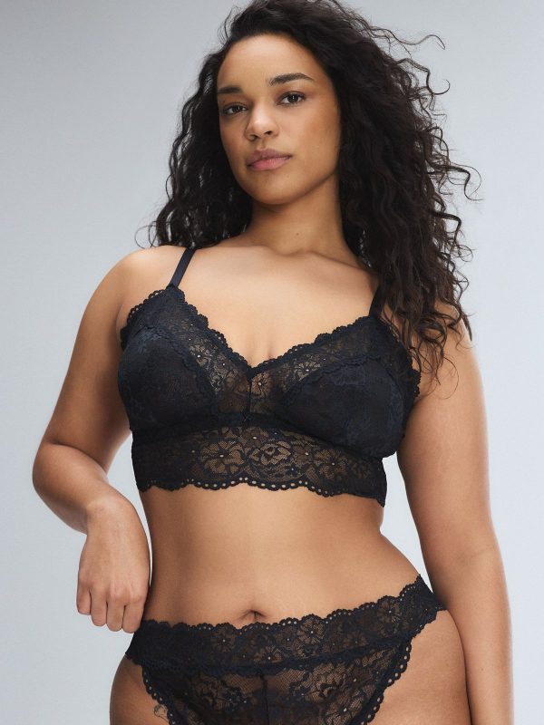 SOFT-N-SAVAGE-LACE-BRALETTE-BB2500542-1533-1-1200x1600-1.jpg