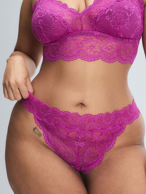 SOFT-N-SAVAGE-LACE-THONG-PANTY-UD2500642-13350-1-1200x1600-1.jpg