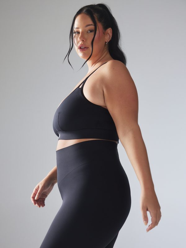 SPOTLIGHT-LOW-IMPACT-SPORTS-BRA-SV2253974-8533-3-1200x1600-1.jpg