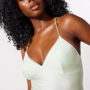 STRING FLING SLEEP CAMI