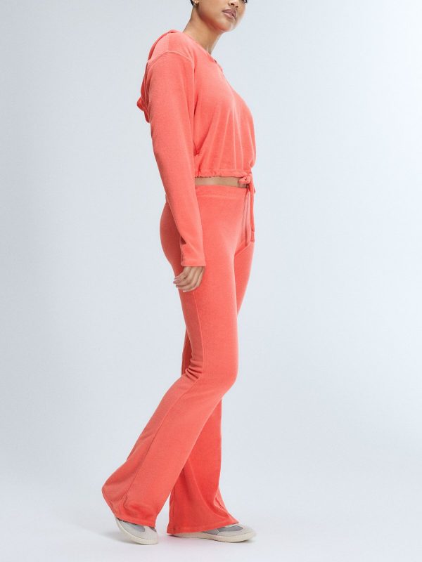 TERRY-EASE-PULLOVER-HOODIE-NE2500575-13329-3-1200x1600-1.jpg
