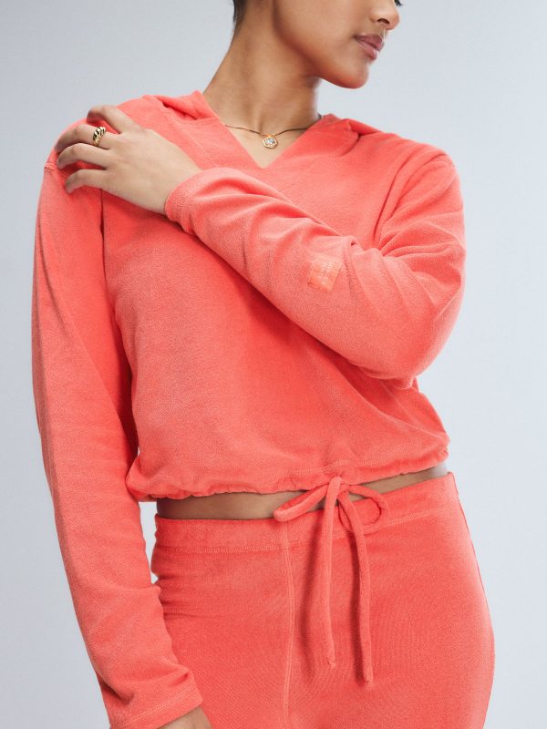 TERRY-EASE-PULLOVER-HOODIE-NE2500575-13329-4-1200x1600-1.jpg
