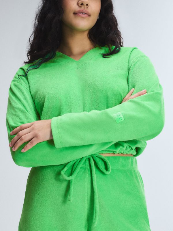 TERRY-EASE-PULLOVER-HOODIE-NE2500575-13361-4-1200x1600-1.jpg