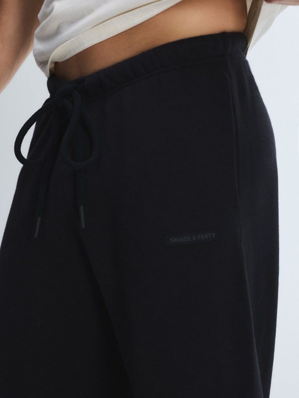 TERRY-RELAXED-SWEATPANT-NF2500511-1533-4-1200x1600-1.jpg