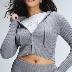 TR??S SOFT ZIP-UP HOODIE