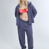 WEEKENDER-TERRY-ZIP-UP-HOODIE-NE2500578-13782-3-1200x1600-1.jpg