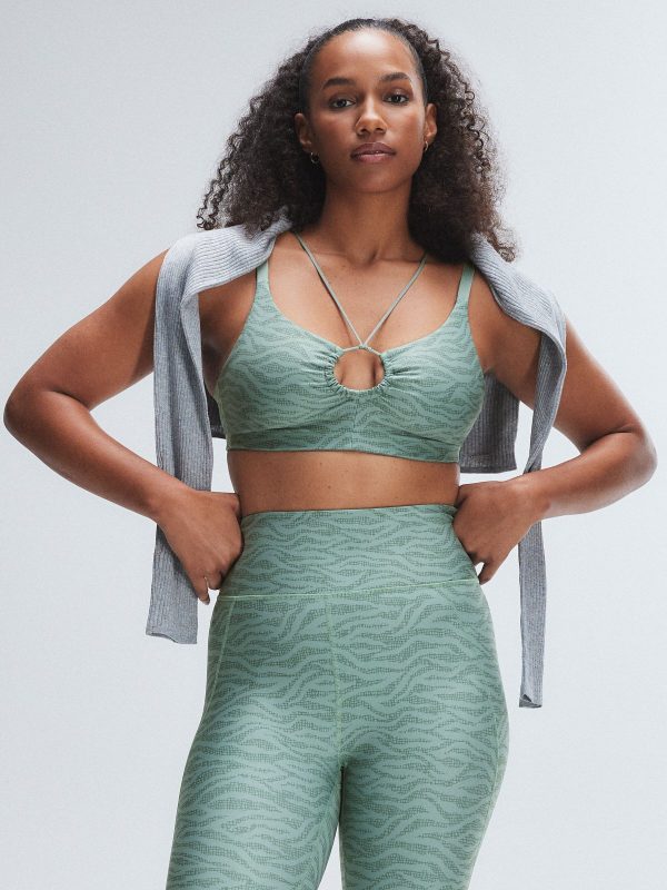 WILDCAT-LOW-IMPACT-SPORTS-BRA-SV2500507-12399-1-1200x1600-1.jpg