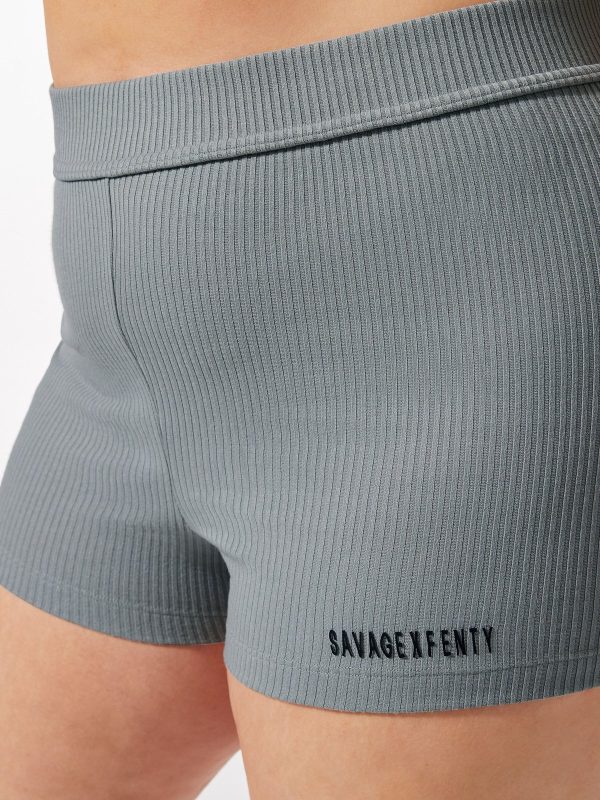 XSSENTIAL-HEAVY-RIB-BOOTY-SHORT-BM2458461-6504-4-1200x1600-1.jpg