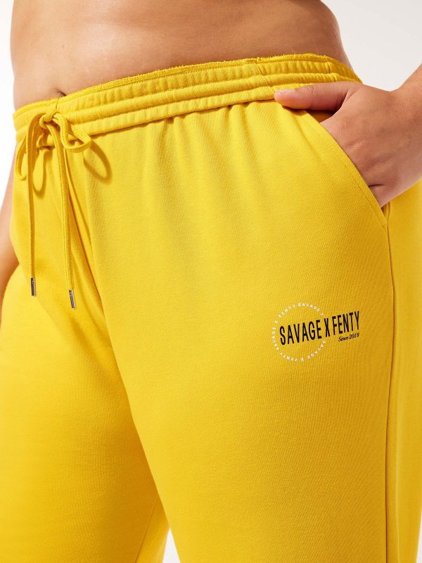 XSSENTIAL-TERRY-SCOPE-LOGO-CLASSIC-SWEATPANT-PS2457622-9122-5-1200x1600-1.jpg